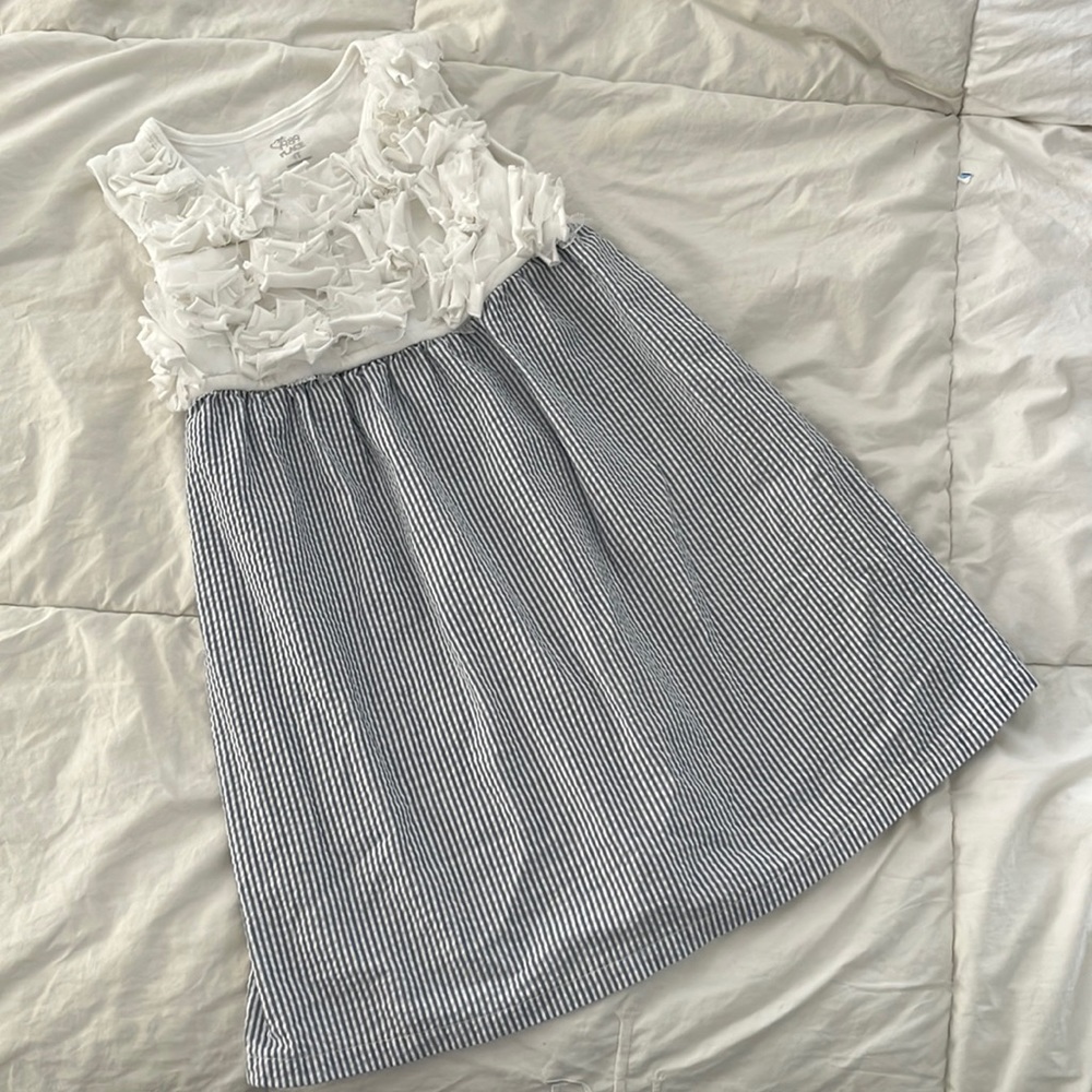 The Children’s Place Rosette Floral Seersucker Dress